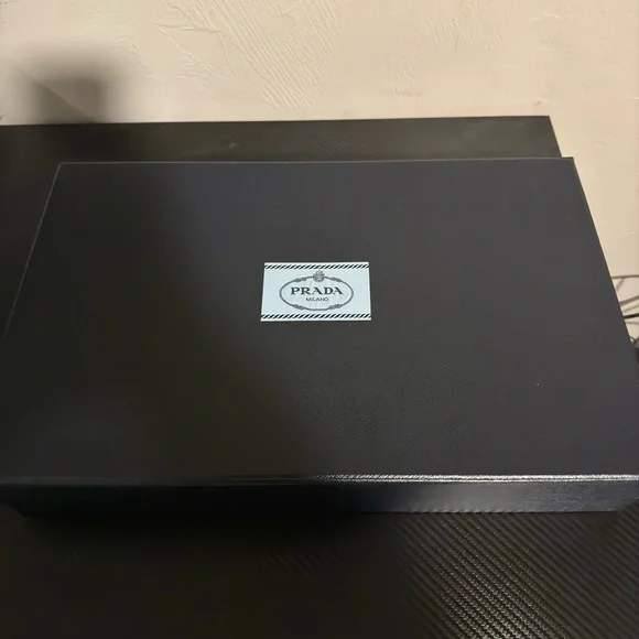 Prada Men Black Cotton T-Shirt - Picture 3 of 3